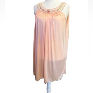 Vintage Lorraine Peach Nylon Nightgown M USA